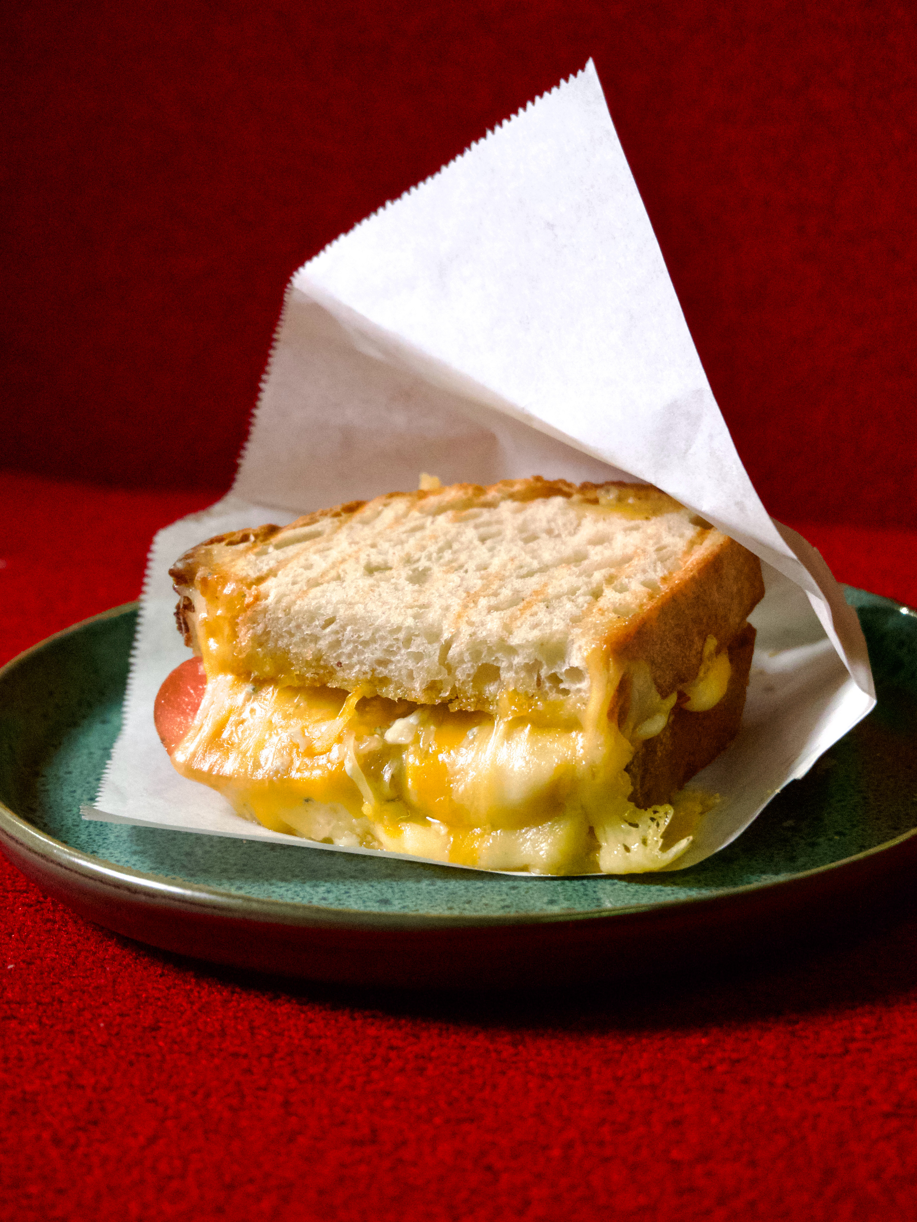 Сырный с грушей конфи