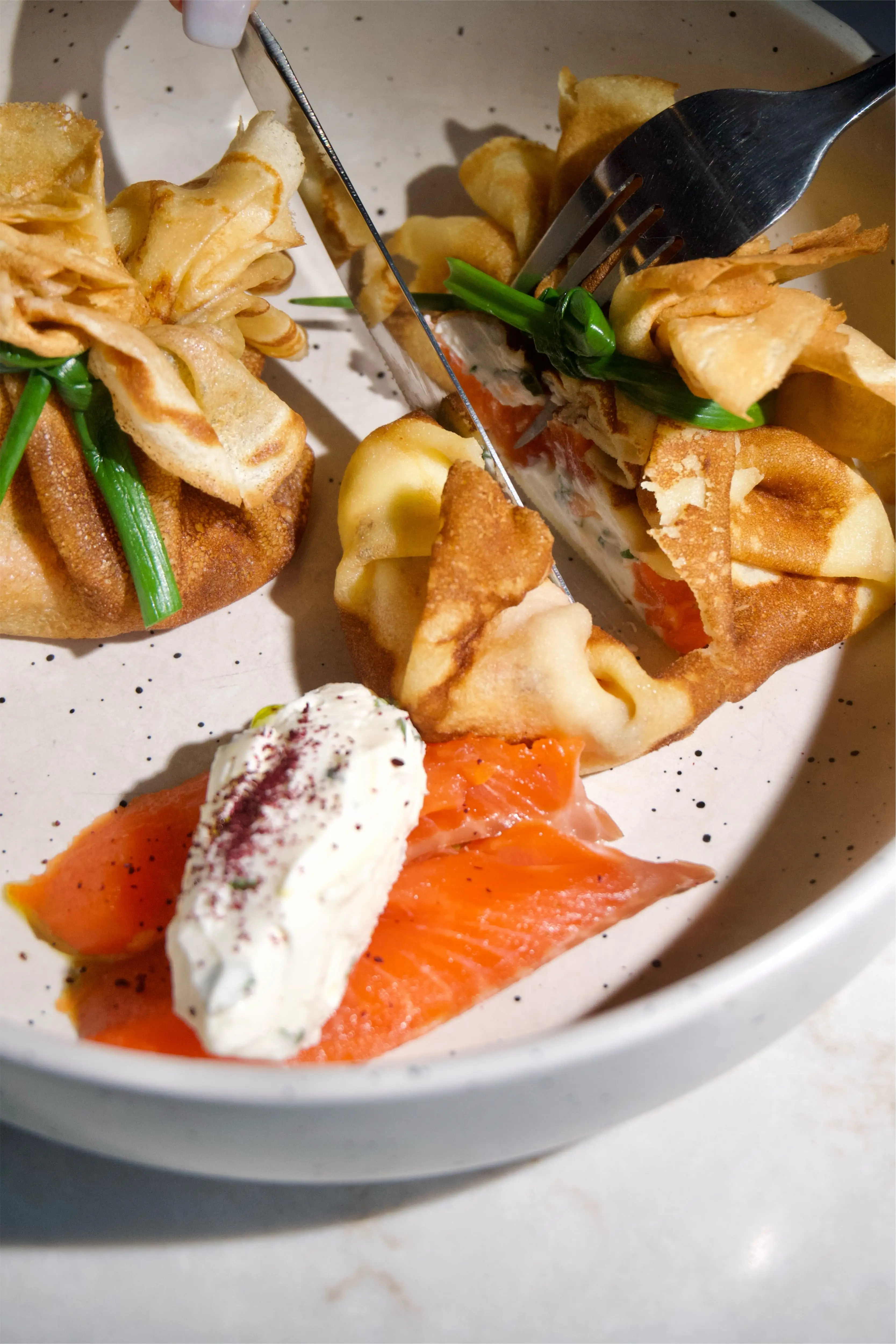 Блинчики с лососем